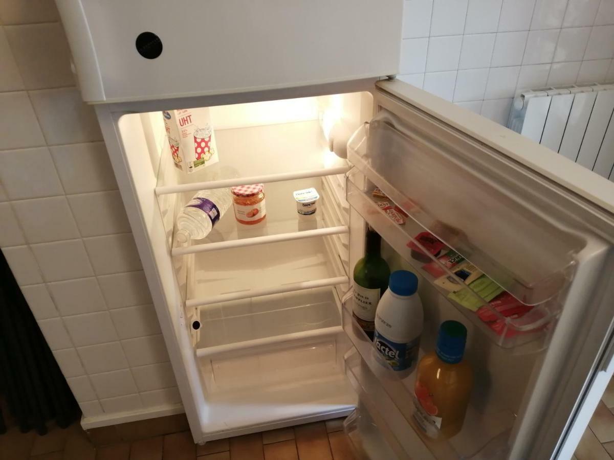 Appartement Type F2 Proche Paris 25 Km Andilly  ภายนอก รูปภาพ