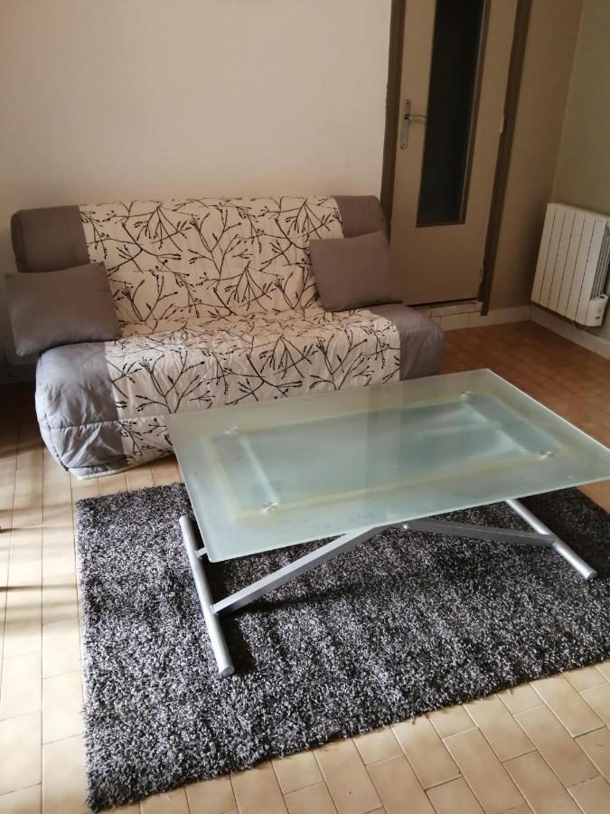 Appartement Type F2 Proche Paris 25 Km Andilly  ภายนอก รูปภาพ