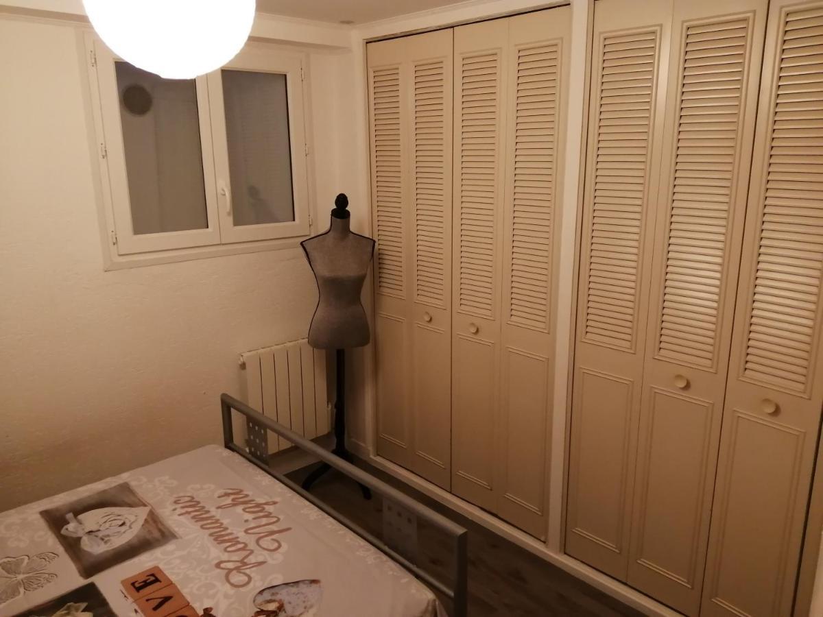 Appartement Type F2 Proche Paris 25 Km Andilly  ภายนอก รูปภาพ